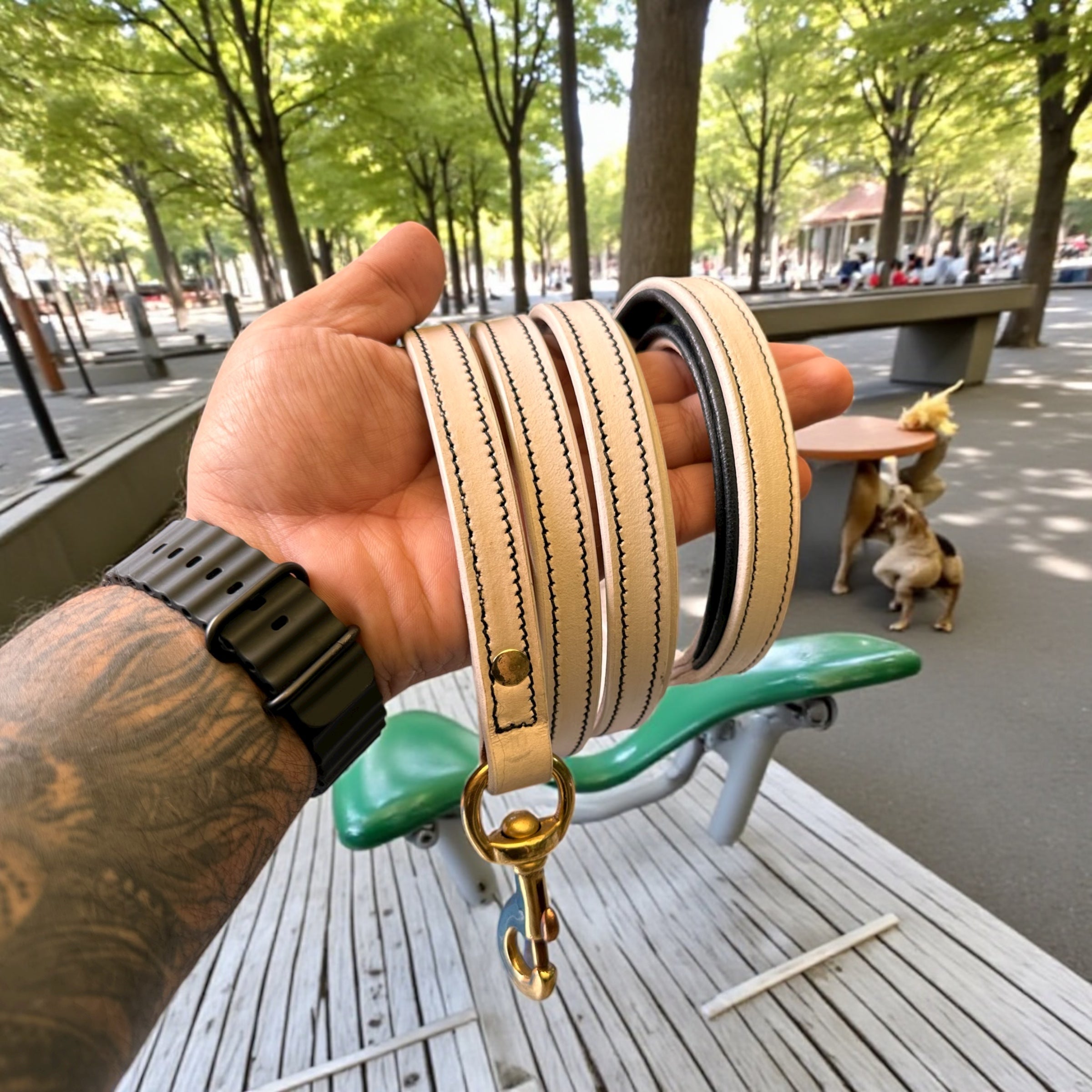 Premium White Leather Dog Leash | 6-Feet Long | Brass Hardware | Cushioned Handle | Single Handled Leash – The K9 Store