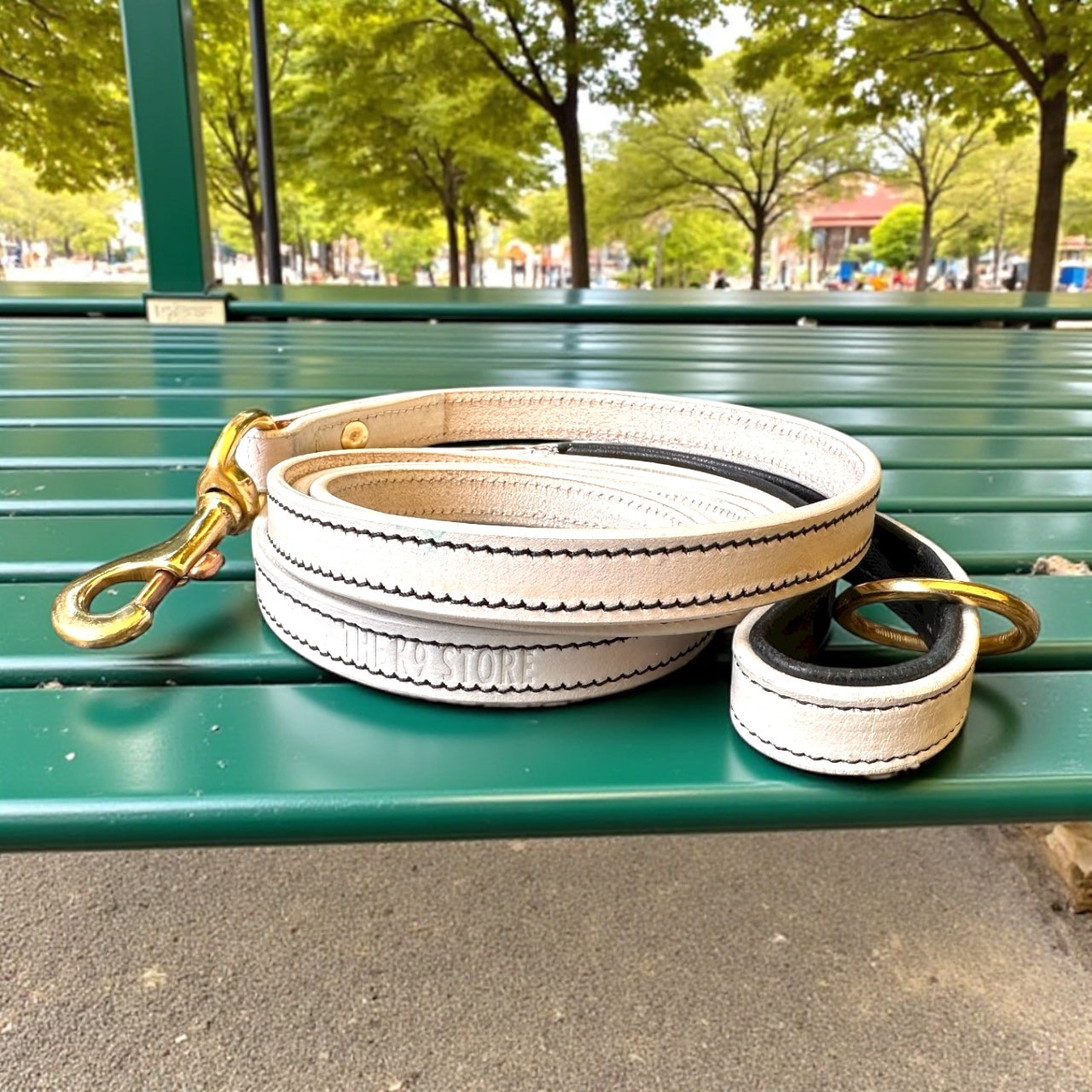 Premium White Leather Dog Leash | 6-Feet Long | Brass Hardware | Cushioned Handle | Single Handled Leash – The K9 Store