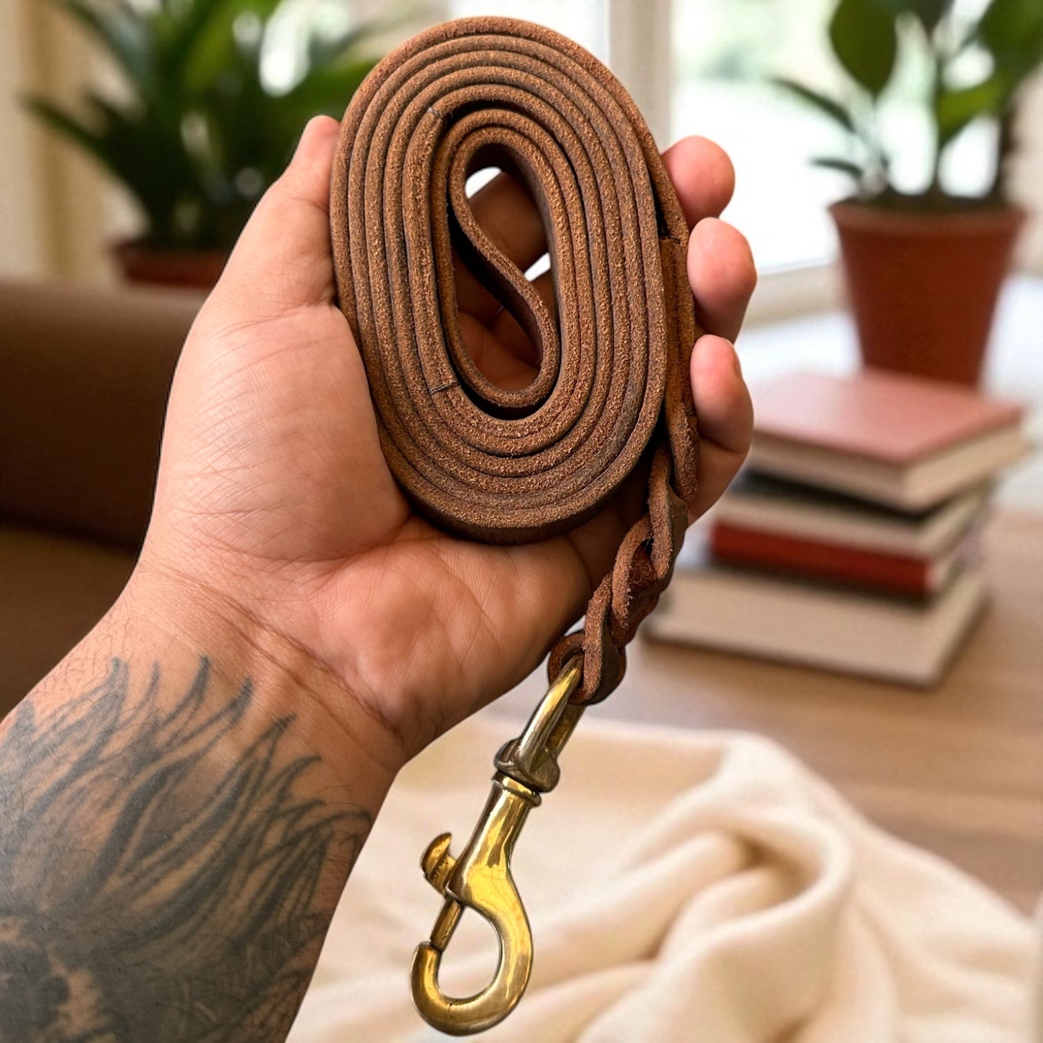 The K9 Store Premium Leather Single Handle Freebie Dog Leash, 5 Feet Long With Brass Hook For All Dog Breeds